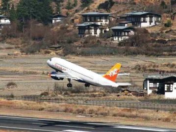 Druk-Air Taking off